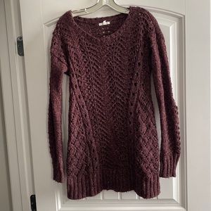 Maroon sweater